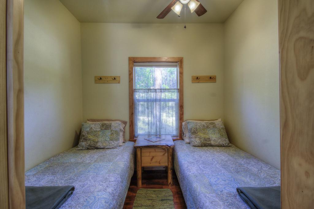 Yak Ridge Cabins And Farmstead By Mount Rushmore Keystone Exterior foto