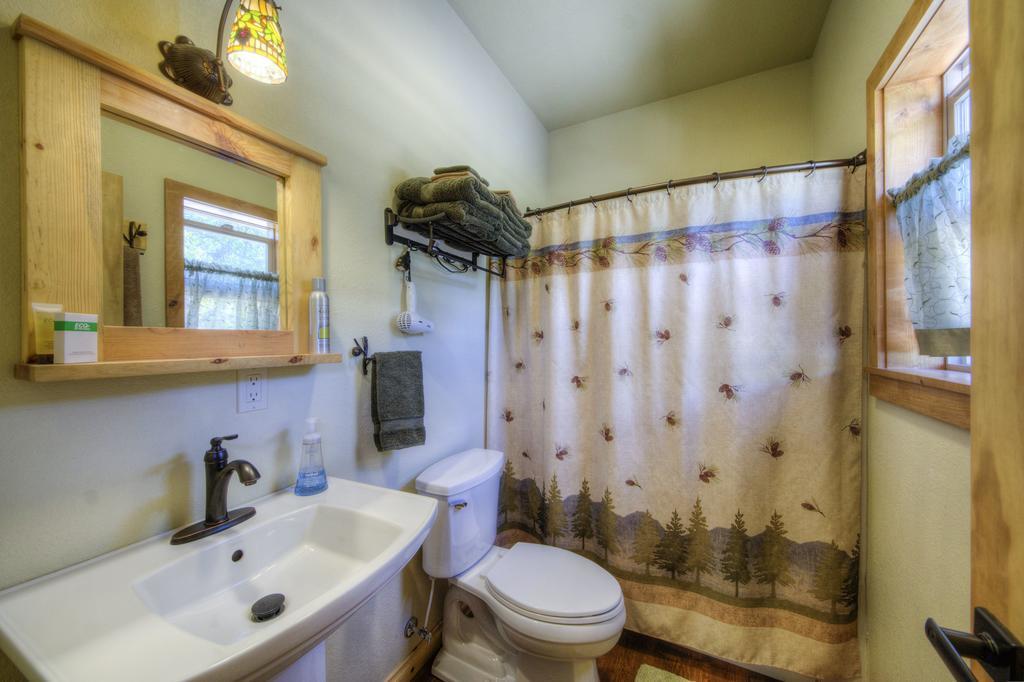 Yak Ridge Cabins And Farmstead By Mount Rushmore Keystone Exterior foto